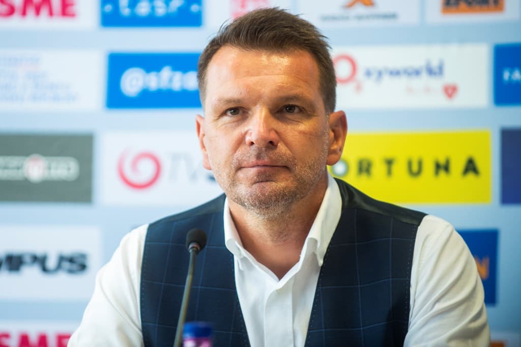 Eldőlt a szlovák labdarúgó-válogatott szövetségi kapitányának a sorsa