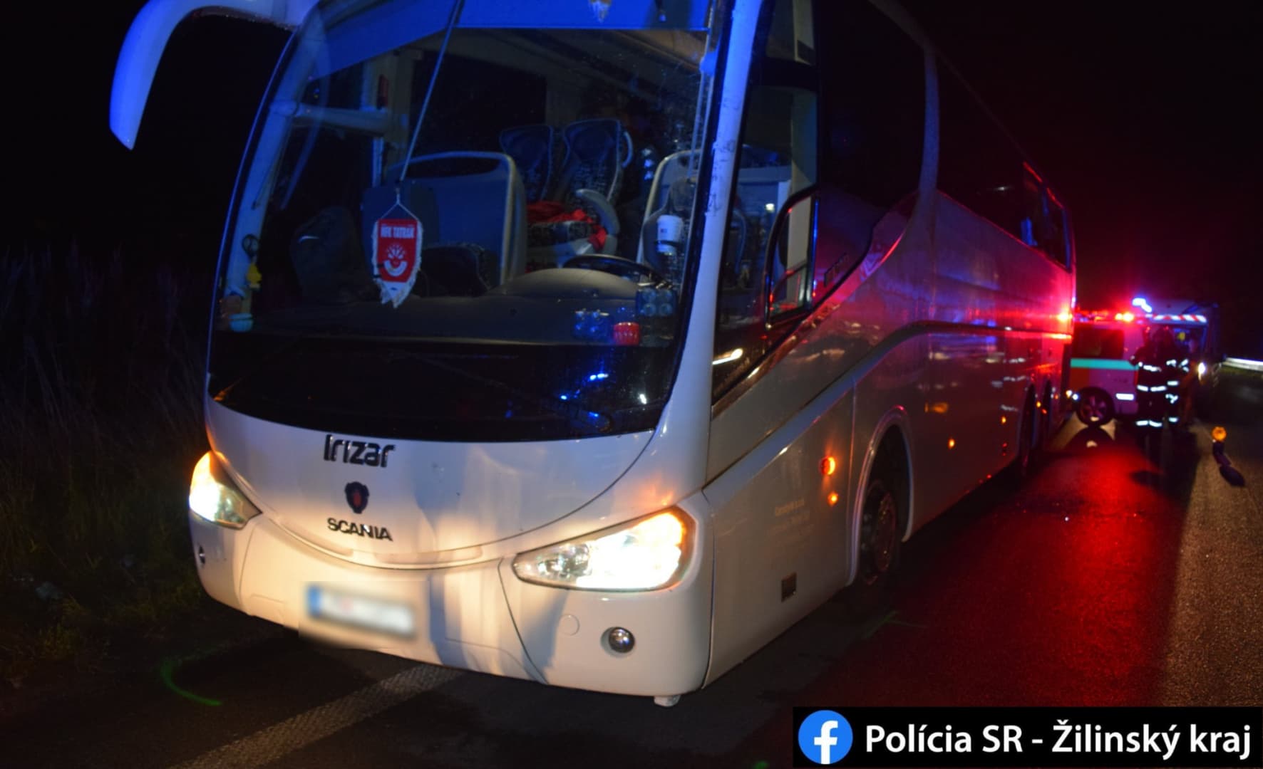 BALESET: Fortuna ligás csapat busza ütközött egy teherkocsival!