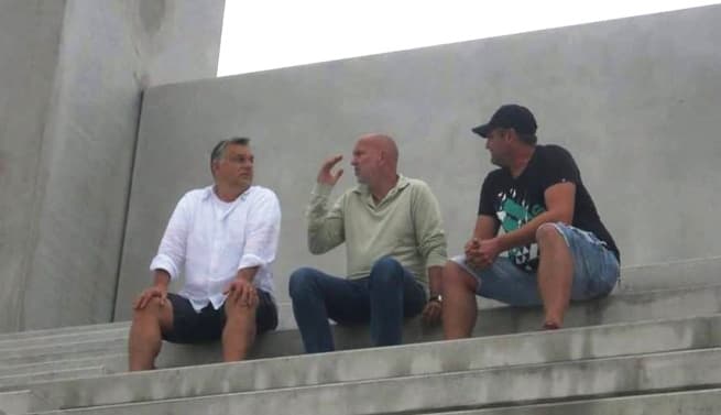 Orbán Viktor a DAC épülő stadionjában járt