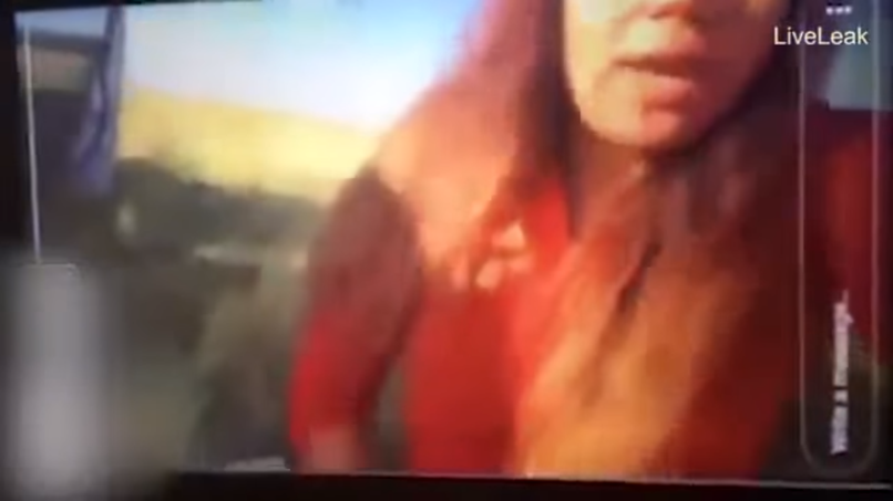 Élőben közvetítette húga haláltusáját a részeg lány (videó) 18+